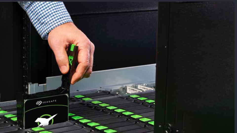 هارد اینترنال سیگیت سری Exos X16 مدل Seagate ST10000NM001G ظرفیت 10 ترابایت 